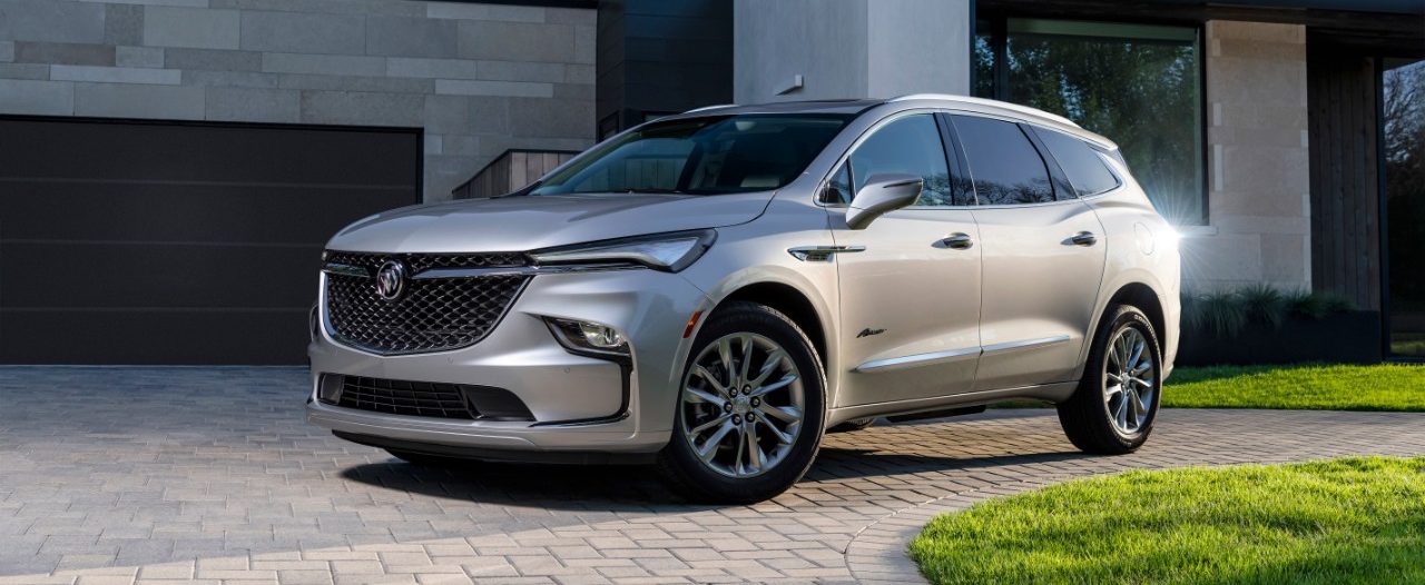 With a modern, more expressive design and premium, intuitive technology, the 2022 Buick Enclave offers signature styling and features that premium SUV customers expect and appreciate. The bolder model features new front and rear fascias, grille and lighting, including Evonik LED taillamps. To give buyers options to reflect their personal style, the Enclave also offers unique personas, including the Sport Touring appearance package and the premium Avenir trim – the brand’s highest expression of refinement.